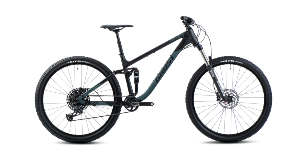Szuper ajánlat GHOST KATO FS 27 ESSENTIAL BLACK/GREEN MATT 2022 FÉRFI ÖSSZTELESZKÓPOS MTB KERÉKPÁR