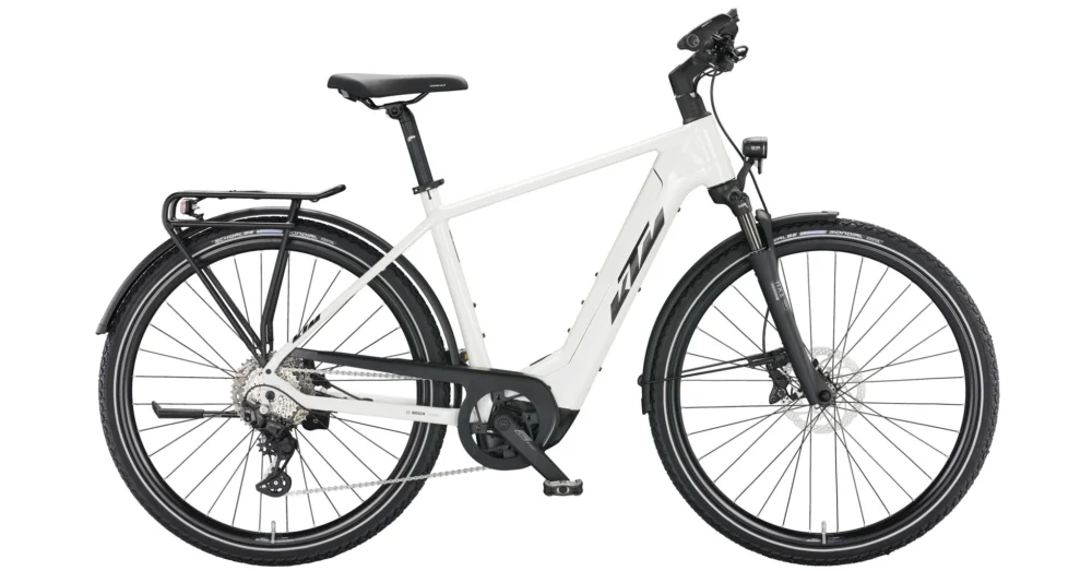 Ingyenes szállítás KTM MACINA SPORT 720 METALLIC WHITE(BLACK+ORANGE) 2022 FÉRFI ELEKTROMOS TREKKING KERÉKPÁR