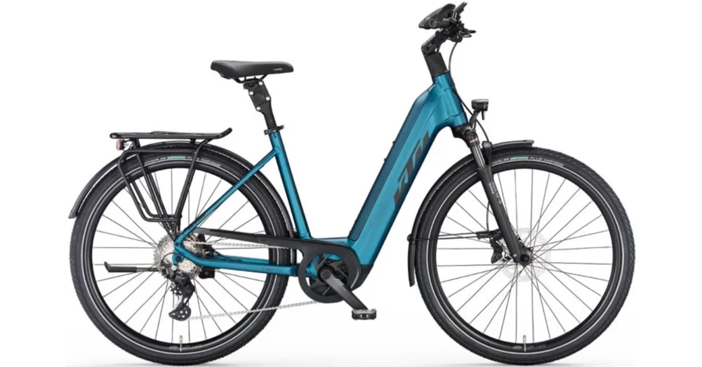 Legjobb ár KTM MACINA STYLE 730 VITAL BLUE MATT(BLACK+SILVER) EASY ENTRY 2023 UNISEXELEKTROMOS TREKKING KERÉKPÁR