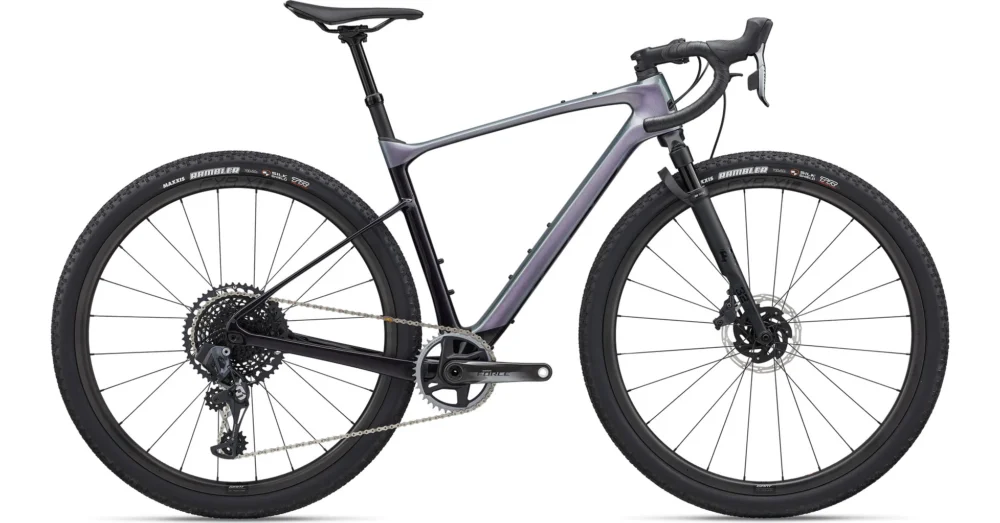 Ne maradj le GIANT REVOLT X ADVANCED PRO 0 AIRGLOW / BLACK CURRANT 2023 Férfi Gravel Kerékpár