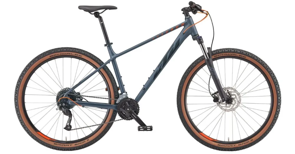KTM CHICAGO DISC 271 METALLIC GREY (BLACK + ORANGE) 2023 FÉRFI MTB KERÉKPÁR Szezonális akció