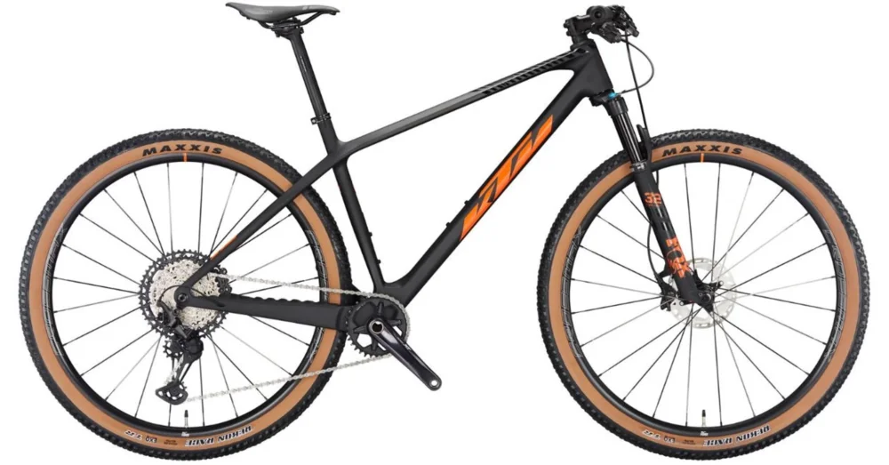 Prémium KTM MYROON MASTER CARBON MATT (ORANGE GLOSSY + BLACK GLOSSY) 2022 FÉRFI MTB KERÉKPÁR