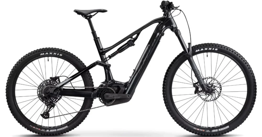 Alacsony ár GHOST E-ASX 160 UNIVERSAL B750 GREY/BLACK 2024 FÉRFI ELEKTROMOS ÖSSZTELESZKÓPOS MTB KERÉKPÁR