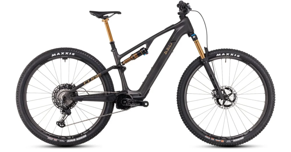 Azonnal elérhető CUBE AMS HYBRID ONE44 C:68X SLT 400X 29 CARBON´N´GOLDDUST - 2025 - ÖSSZTELESZKÓPOS MTB ELEKTROMOS KERÉKPÁR - L
