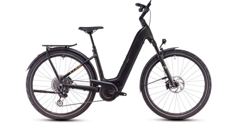 Kiárusítás CUBE KATHMANDU HYBRID SLT 800 GOLDDUST´N´BLACK - 2025 - TREKKING ELEKTROMOS KERÉKPÁR - EASY ENTRY 54 CM
