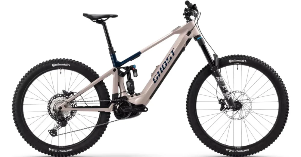 GHOST E-RIOT CF PRO 2025 FÉRFI ELEKTROMOS ÖSSZTELESZKÓPOS MTB KERÉKPÁR Exkluzív ajánlat