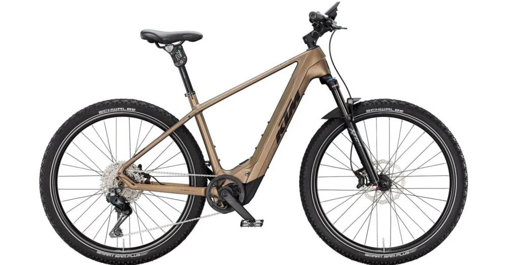 Bestseller KTMMACINA TEAM 892 XL DI2 OLIVE PEARL MATT (BLK+ORANGE) FÉRFI ELEKTROMOS HARDTAIL MTB KERÉKPÁR 2025