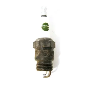 Végkiárusítás [EGYÉB / UNIVERZÁLIS] - GYÚJTÓGYERTYA ISOLATOR M18-175