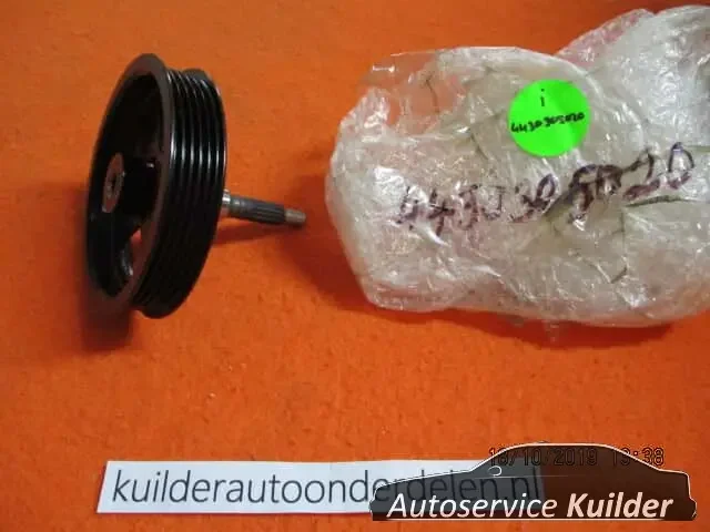Expressz kézbesítés Nieuwe poelie voor stuurpomp Toyota Avensis T22 T252,0D-4D