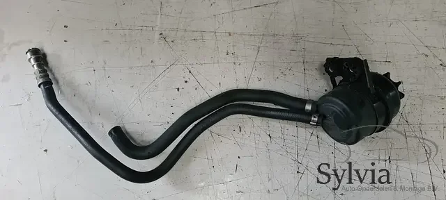 Ajánlat Stuurbekrachtiging oliereservoir BMW 1 / 3 X1 X3 serie E81 E87 E88 E82 E90 E91 E92 E93 E84 E83 6768094