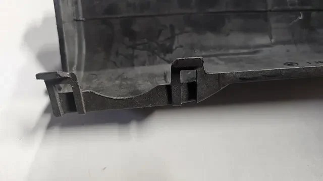 Afdekking kap goot motorkabelboom BMW 3 serie E30 51711380391 1380391 51711380391 1380391 Népszerű