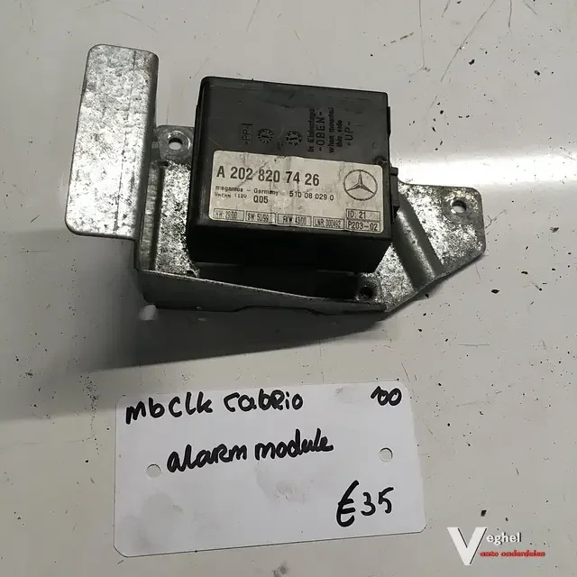 Mercedes CLKCabrio 2000Alarm Module A 202 820 7426 Biztonságos fizetés