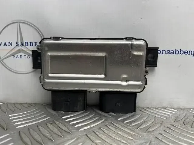 Népszerű ADM brandstof module van een Mercedes A-Klasse
