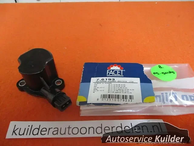 Expressz szállítás Achteruitrijschakelaar Audi A3 Seat Golf 4 FACET Nieuw