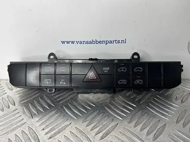 Paniekverlichtings Schakelaar van een Mercedes Vito Szuper ajánlat