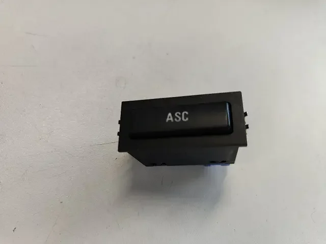 Schakelaar ASC BMW 3 / 5 / 7 serie E46 E39 E38 61318363694 8363694 Kiárusítás
