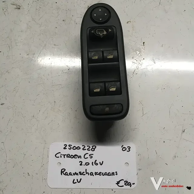 Citroen C5 Hatchback 2.0 16v 2003 2500228 Raambedieningsschakelaars met spiegelverstelling linksvoor53269704/5 Kedvezmény