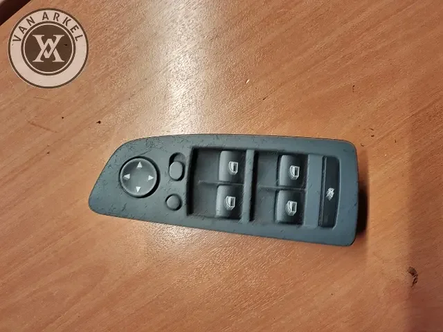 Raamschakelaar E87 6952049 Szuper ajánlat