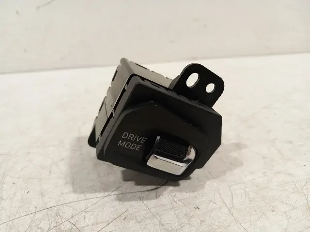 Vedd meg most Schakelaar Lynk & Co 01