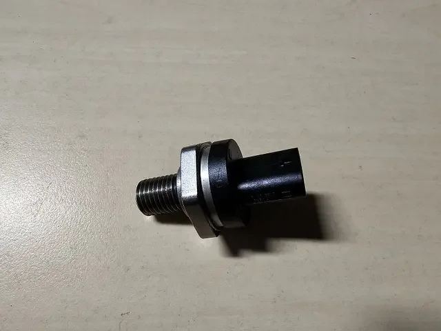 Alacsony ár Oliedruk schakelaar BMW 1 / 2 / 3 / 4 / 5 / 6 / 7 / X1 X2 X3 X4 X512618614494 8614494