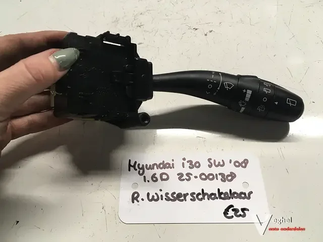 Hyundai I30 sw 2008 2500138 Ruitenwisserschakelaar 3693PALHD Ajánlat