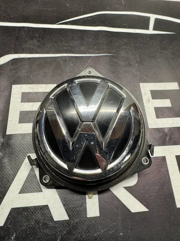 Ingyenes szállítás Volkswagen Achterklep Opener Handgreep 5G9827469D