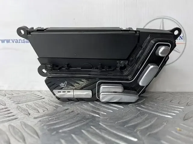 Gyors szállítás Stoelverstellings Schakelaar van een Mercedes S-Klasse