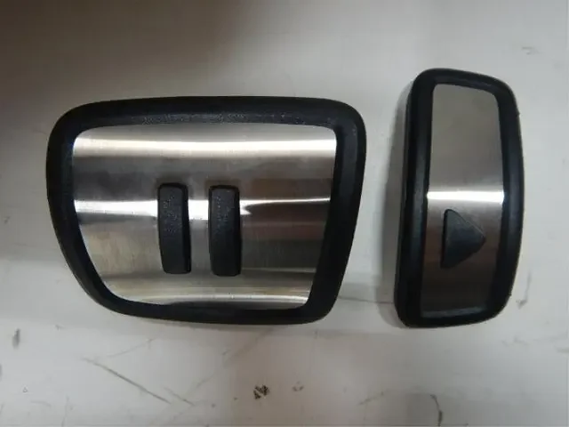 Outlet VW ID4 Play pause Pedalen set L+R