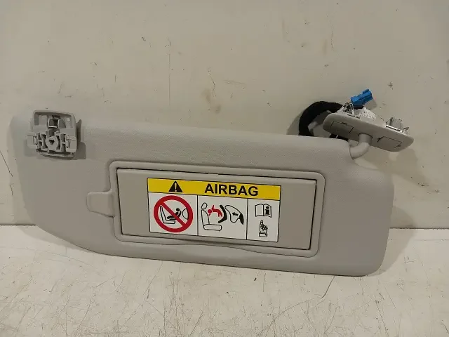 Kiárusítás Zonneklep rechts Opel Astra