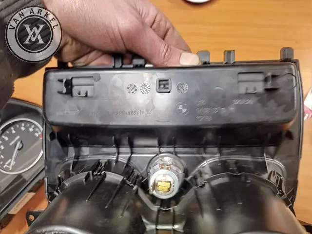 bmw f20 bekerhouder Akciós ár