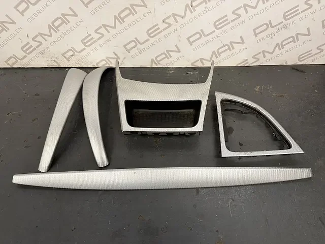 Interieurlijsten chroom BMW E81 Ne maradj le