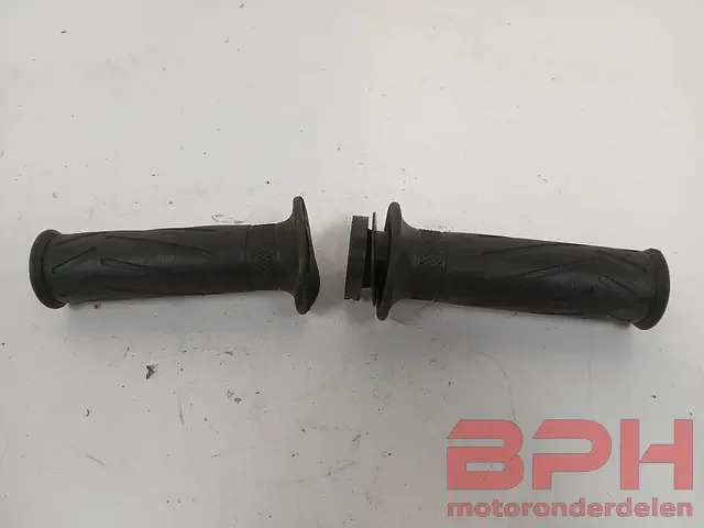 Handvatten Yamaha YZF R1 2002 - 2003 RN09 YZF-R1 handvaten Újdonság