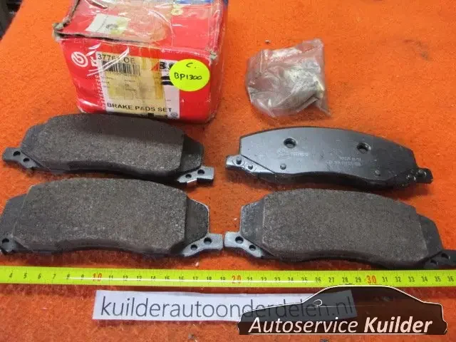 Szuper ajánlat Remblokken voorzijde Bentley Flying Spur Opel Insignie A Saab 9-5 BP1300 Brembo P5905813237752