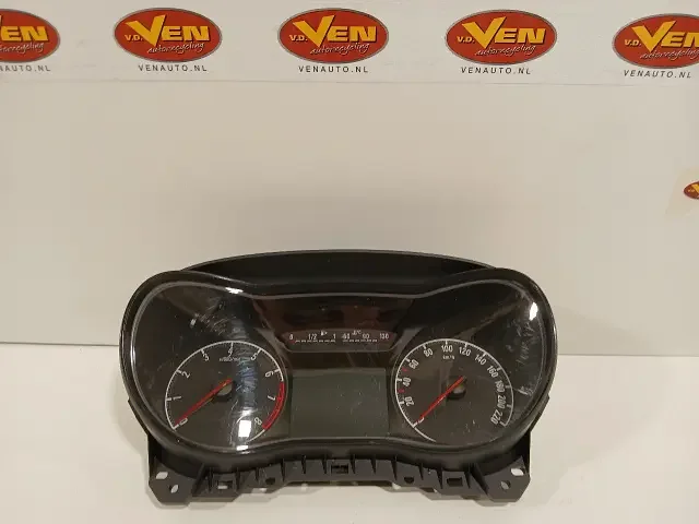 Cockpit Opel Corsa Akció