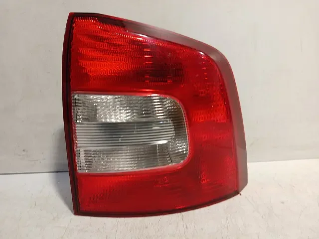 Korlátozott ajánlat Achterlicht carrosserie rechts Skoda Octavia