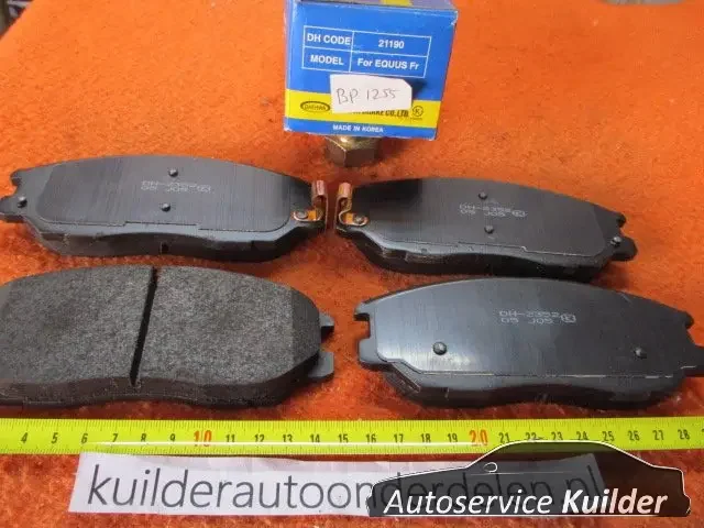 Remblokken voorzijde Hyundai Equus Terracan Ssangyong Rodius BP12555810139A60 Gyors szállítás