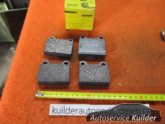 Expressz kézbesítés Remblokken Alfa Romeo Bmw 1502-2002 mercedes Opel 36009 Textar0004205720