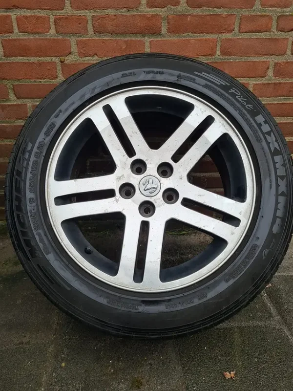 Dodge Ram 2500, 3500 Michelin Pilot 235/55/18 Zomer Ne maradj le