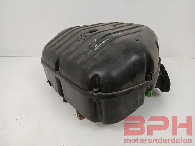 Nézd meg most Luchtfilterhuis Suzuki GSX-R 600 K1 K2 K3 2000 t/m 2003 GSXR
