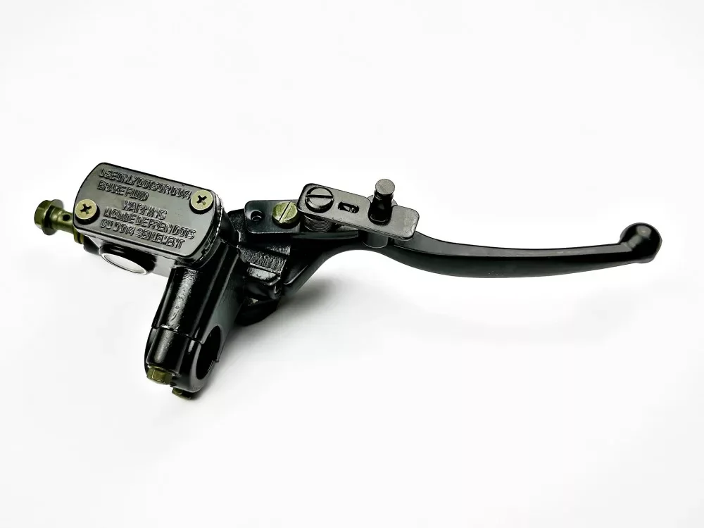 Fékmunkahenger (főfékhenger) rögzítő fékkel jobb oldali ATV / QUAD 110ccm Ajánlat