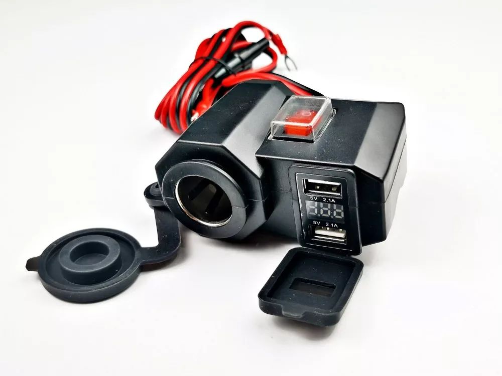 Motoros szivargyújtó és USB töltő DC 12V tip II. Legnépszerűbb
