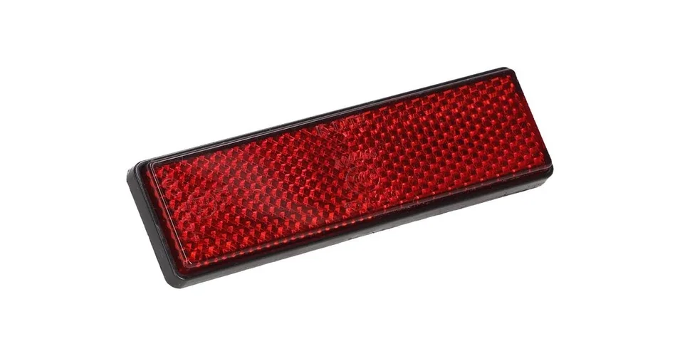 Prémium Fényvisszaverő prizma hátsó piros 94x28mm M5 101-Octane